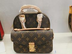 -六六奢品·vintage中古·回收二手奢侈品包包手表首饰(环球港店)