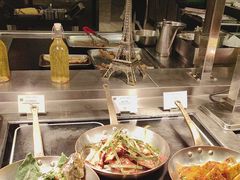 -圣丰索菲特·2 On 988 Café 自助餐厅