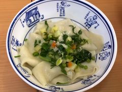 -关陇秦脉凉皮·油泼面(工农路圆融广场店)