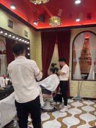 -东方先生国潮男士理发馆