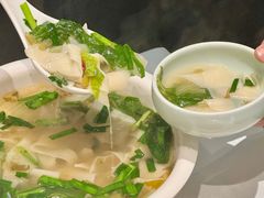 -江城小馆陕南妈妈菜·全球旅行餐厅(钟楼店)