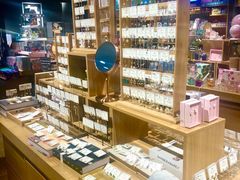 -九木杂物社(新奥购物中心店)
