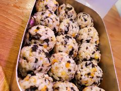 金枪鱼饭团-HOTISLAND海鸡岛·韩国料理(江南西店)