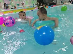 -小鸭先知婴儿游泳馆