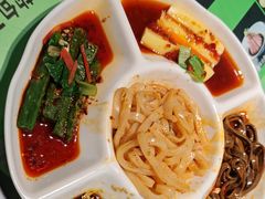 -令氏家外家周秦食府(高新店)