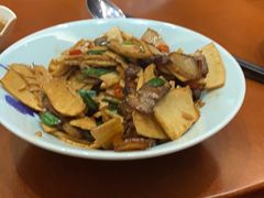 -琥珀老六龙虾(四里河店)
