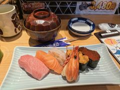 -沼津魚がし鮨(御殿場アウトレット店)