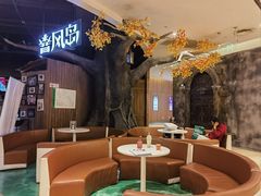 -暴风岛沉浸式体验馆(百联世纪店)