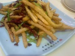 -霄汉牛三鲜湖北砂锅菜(万松园2店)