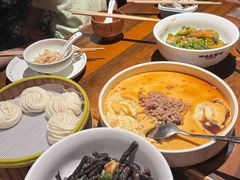 -洞庭土菜小炒馆(易发广场店)
