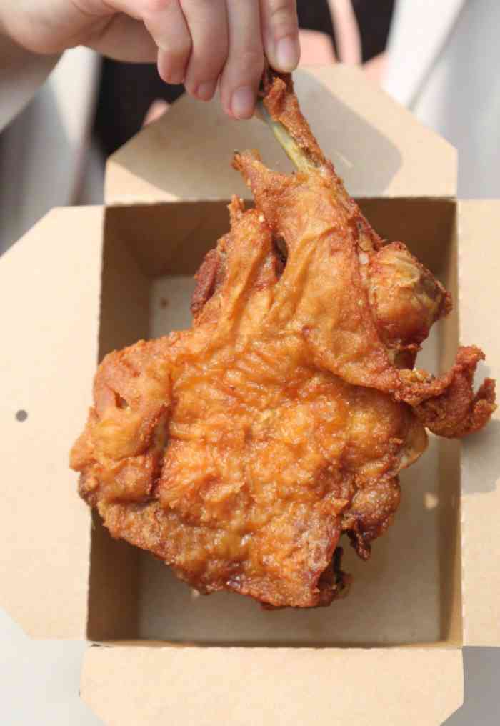 永顺炸鸡店(鲁谷店)-"很有名的永顺炸鸡店,在西少爷鲁谷店附近开.