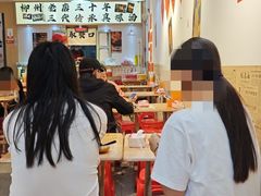 -柳州肥姨妈大骨螺蛳粉(沙河店)