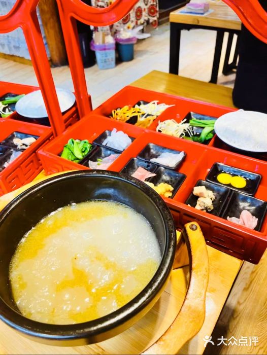 勺子米线·云南传统小吃市集(四方街店)图片
