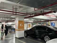 -龙湖虹桥天街-停车场