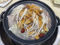 -九寨特色牦牛肉汤锅 羊肉汤锅