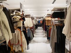 -优衣库(广州天河领展广场店)