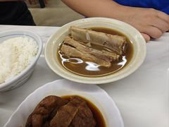 -黄亚细肉骨茶(仰光路店)