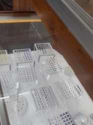 -冰岛刺青·手工穿孔·耳洞吧·专业喜纹身