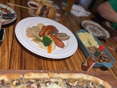 -LENBACH兰巴赫西餐啤酒坊(大连东港店)