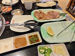 -木槿花韩式炭烤·熟成肉工坊(孙文东路店)