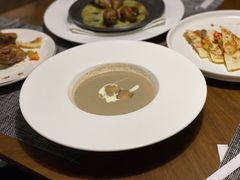 黑松露蘑菇汤-研食记西餐厅(金融中心店)