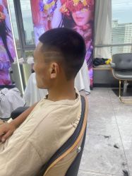 -藤野造型烫发染发