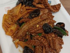 爆炒腰花-春水锅贴·传统鲁菜(大明湖店)