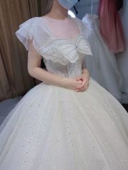 -艾米婚纱&婚礼策划