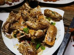 -嗨辣小聚·盘锦河蟹·海鲜烧烤龙虾(盘锦十年好店)