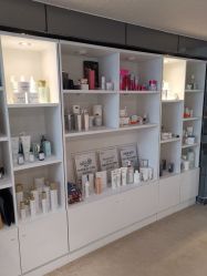 -JNK皮肤管理中心