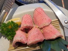 -極屋鮨牛 · 烧肉酒场(时代C馆店)