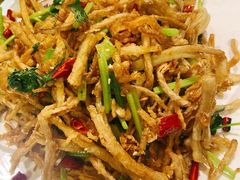 -那家老院子东北菜·饺子·小鸡炖蘑菇(艳华街店)