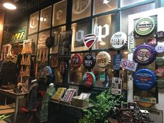 -席娜卡琳火车铁道夜市