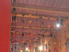 -老牌坊云南鱼豆花火锅(爱建店)