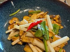 -半山腰·云南菜(侨福芳草地店)