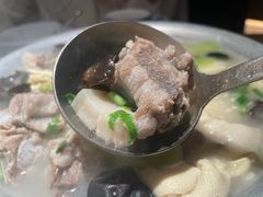 -蜜桃餐厅·伴山(湖滨商业街店)