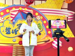 -蓝话筒·少儿成人演讲口才·主持朗诵·戏剧表演(大华第一坊店)