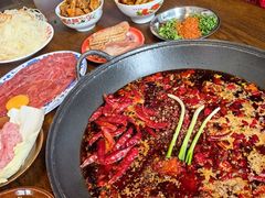 -萍姐火锅·公路夜市(武汉首店)