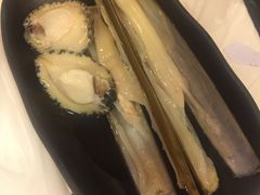 -鲜入围煮花胶鸡海鲜火锅