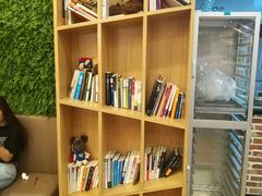 -焙丽拾光(麦凯乐直营店)