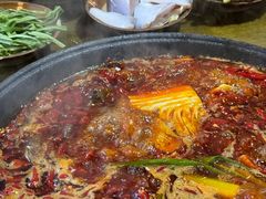 -黄潇洒老火锅(九眼桥宏济巷店)