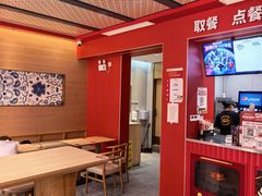 -华莱士·全鸡汉堡(五爱道店)