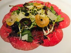 腌制生牛肉片配帕尔马芝士-牛排家(北京王府井澳门中心店)