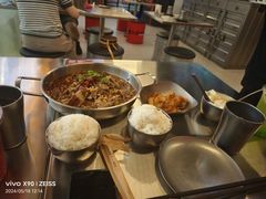 -蓉三少冒烤鸭·四川小吃集(北京首店)