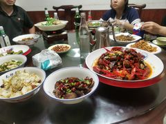 -六弟特色小馆(人民新村店)