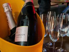 -TZ House音乐现场(来福士中心店)