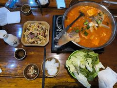 -苗湘食府(十年店)