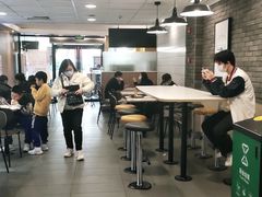 大堂-麦当劳(中唱大厦店)
