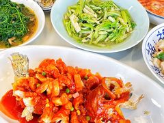 -品鲜村农家菜·阳澄湖大闸蟹(总店)