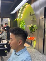 -不迫先生专业男士剪发